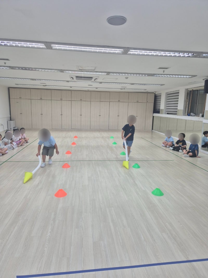 스프링키즈 유아체육 스펀지막대 활동!
