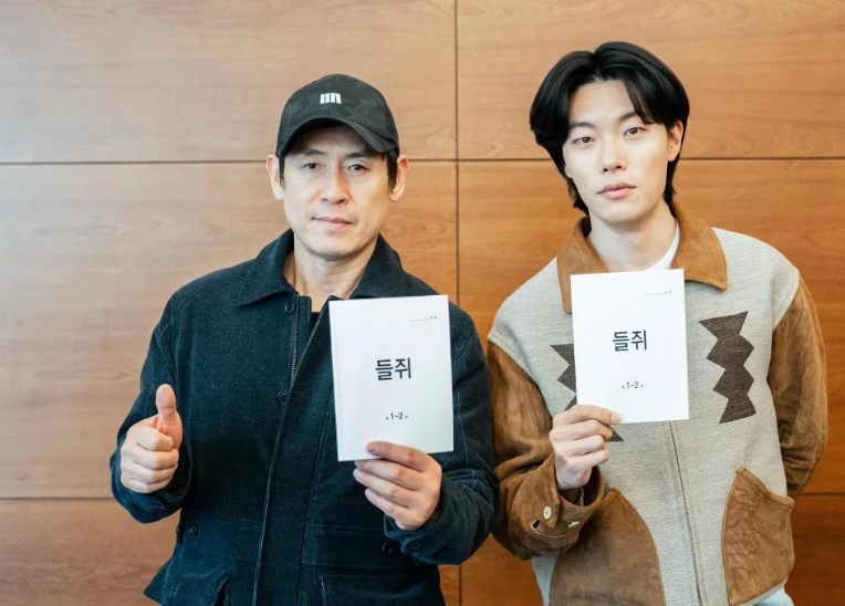 [넷플릭스] ‘들쥐’ 설경구 스토리, 연애도 결혼도 영화처럼! 송윤아와 별거중? 논란을 딛고....