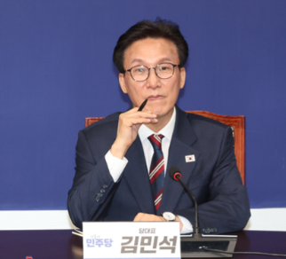 “여장 검거부터 5·18 전야 술자리까지” 김민석 과거 다시 보니…사실과 논란 어디까지?