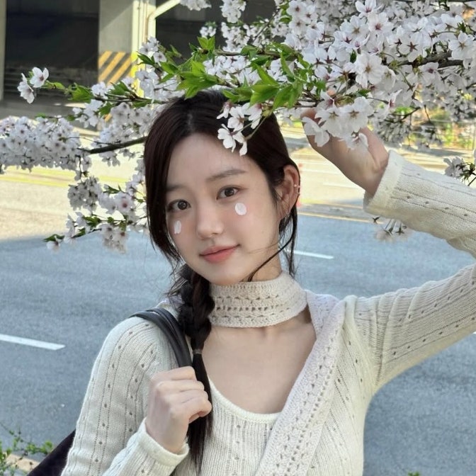 배우 이유비 근황｜‘견미리 딸’ 넘어 2년 연속 우수연기상… 기이안 연애까지