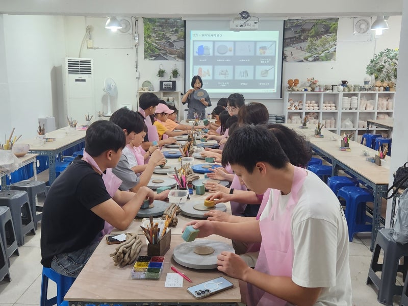 전주 한옥마을 단체 체험학습 추천! 100명 이상 가능한 도자기공방(향교길 도자기)