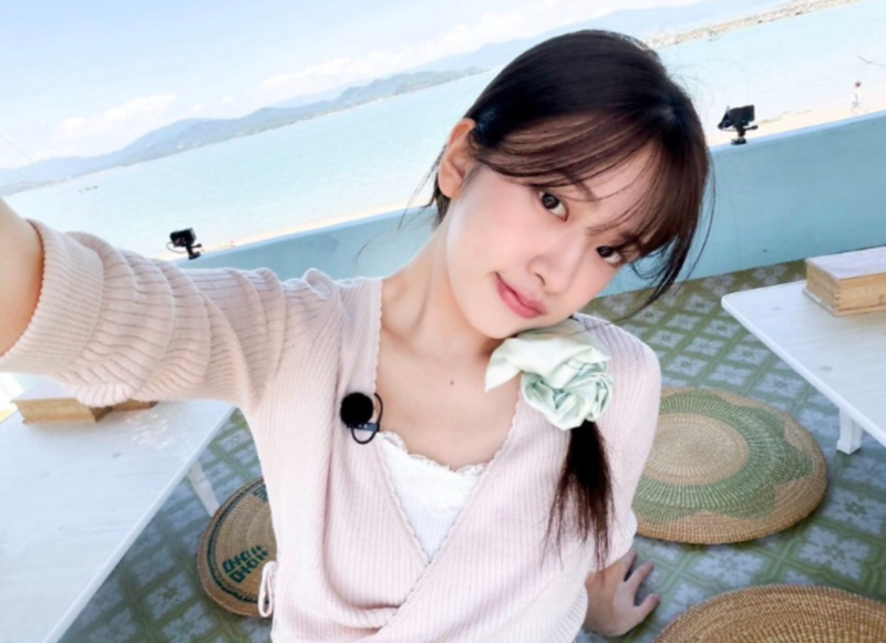 "이게 5만원?" 안유진 가디건 반전 가격