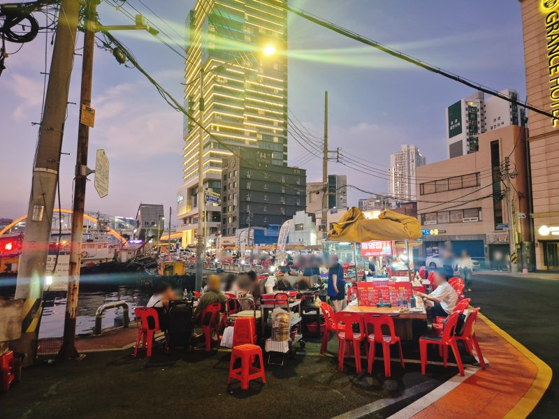 釜山影島屋台通り｜影島大橋の夜景を見ながらコムジャンオとデソン焼酎、釜山のホットプレイス「浪漫屋台」