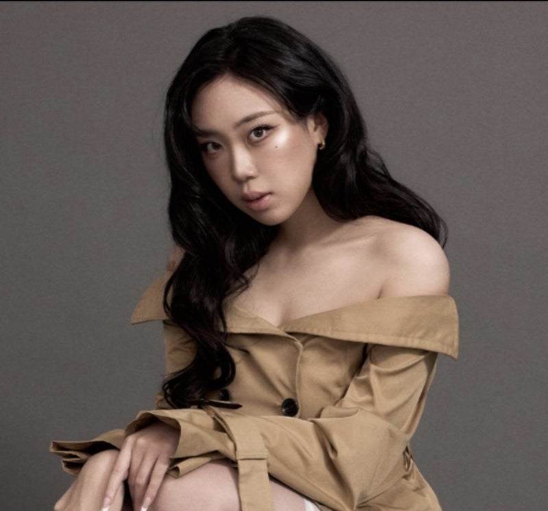 From High School Rapper to Show Me the Money Winner: The Real Reason Lee Young-ji Became a Trendsetter