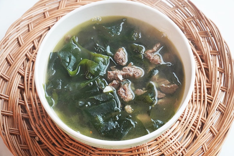 소고기미역국맛있게끓이는법 소고기미역국 황금레시피 끓이는방법