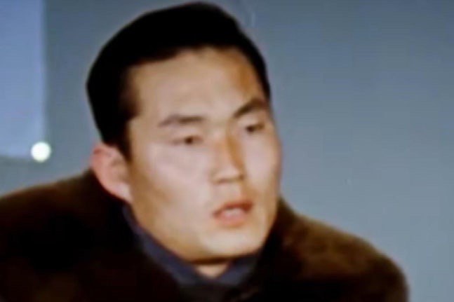 “신혼집에 도청장치가?”…미그기 몰고 귀순한 <b>이웅평</b>, 15억 <b>보상</b>....