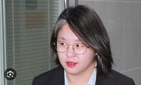 용혜인 성평등장관 핫이슈 논란 총정리｜의원직 겸직·남편 당직·국고보조금·귀빈실·No work....