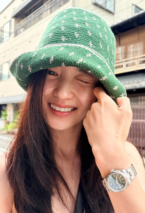 Kim Tae-ri's Hair Has Grown Out! From Short Cut to Long Layered Cut