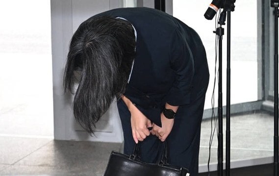 용혜인 남편 월급 300만원, 알고 보니 우리 세금? '가족 당'의 민낯