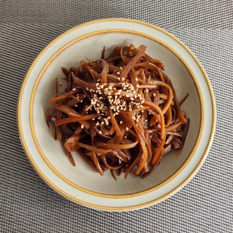 두루 활용하기 좋은 우엉조림 단짠 우엉조림 황금레시피