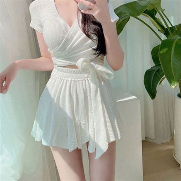 반팔 랩 스타일 스커트 투피스 수영복 부담 없이 입는 법