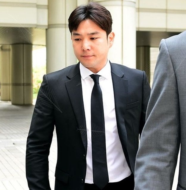 7년 만에 국내 공식석상 선 강인, 하루 전 급하게 잡힌 일정이 말해주는 것