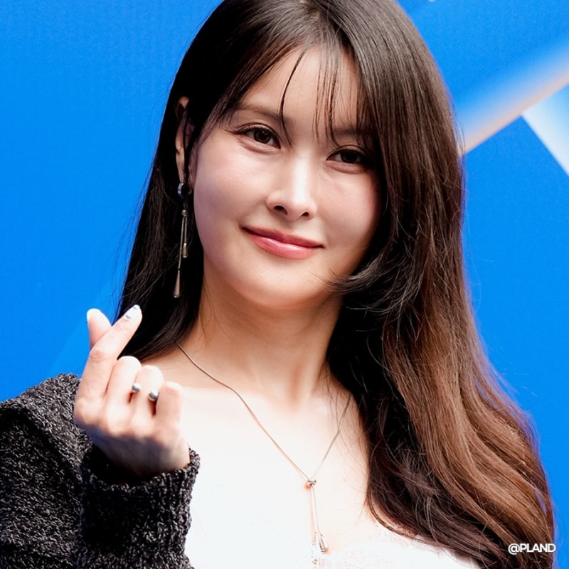 장점 다 가렸네... 아쉬웠던 박규리 서울패션위크 패션
