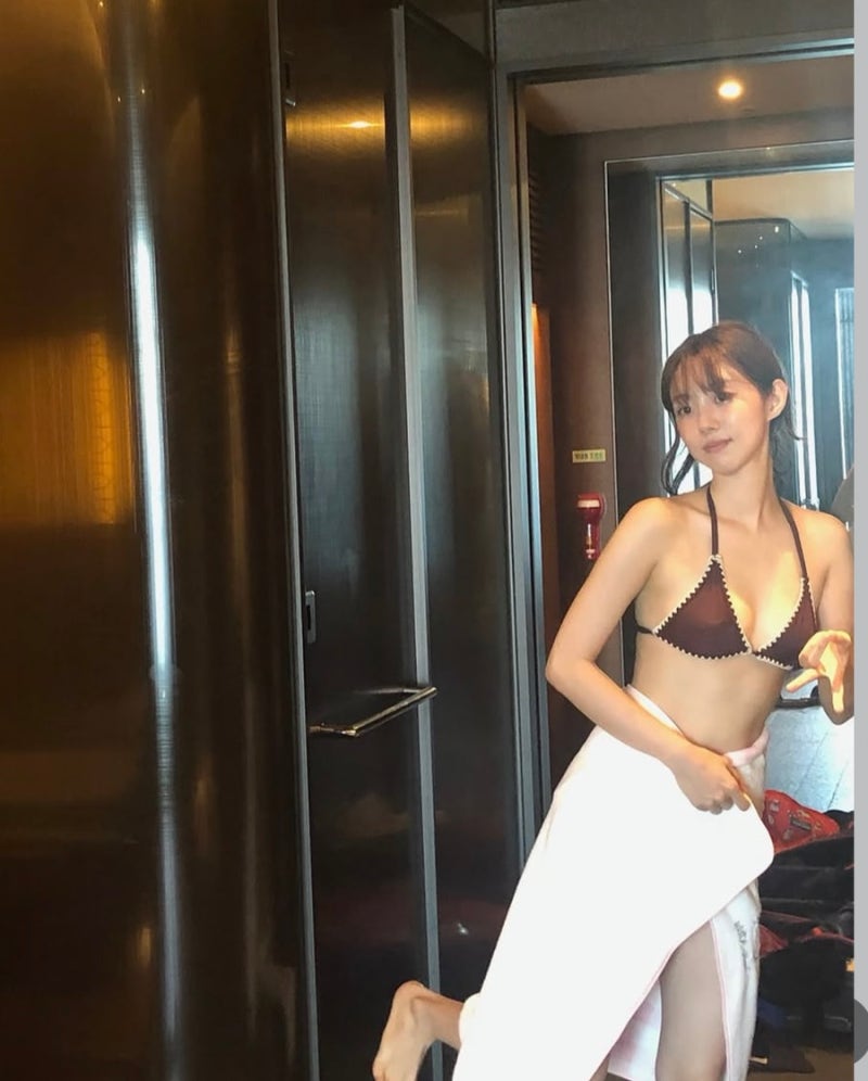 박세완 ‘북한 아이유’라 불린 이유…담요 펼치자 나온 반전 근황