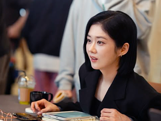 하루 5억 벌던 원조 국민 여동생인데..? 결혼할 땐 통장이 텅 비어있었다