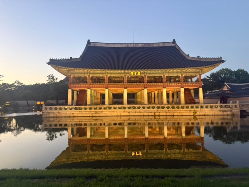 [경복궁] 서울 고궁 관람 2026년도 경복궁 경회루 야간개장 시작 관람 후기 관람 시간 일정 및 ....