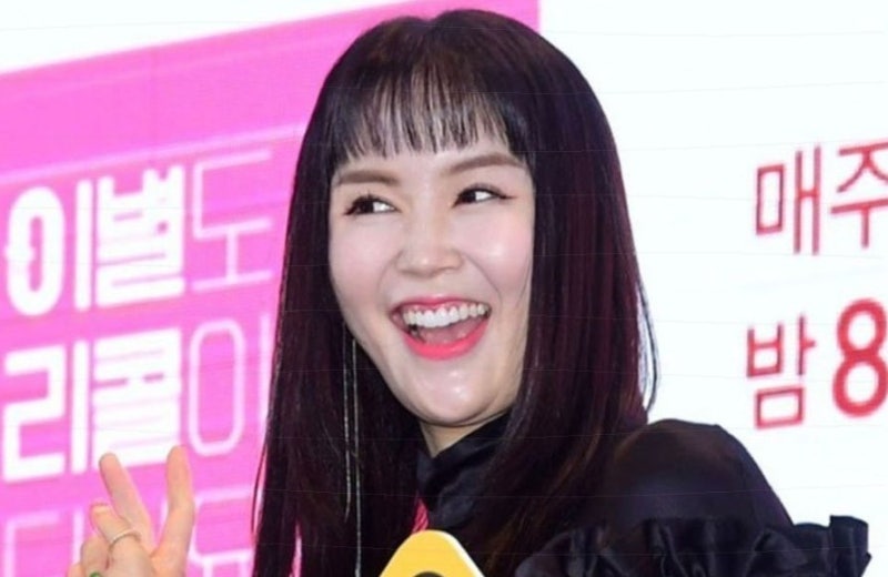 신기루 "황재균이 사귀자고 했다"…'아는 형님' 난리난 사건의 전말