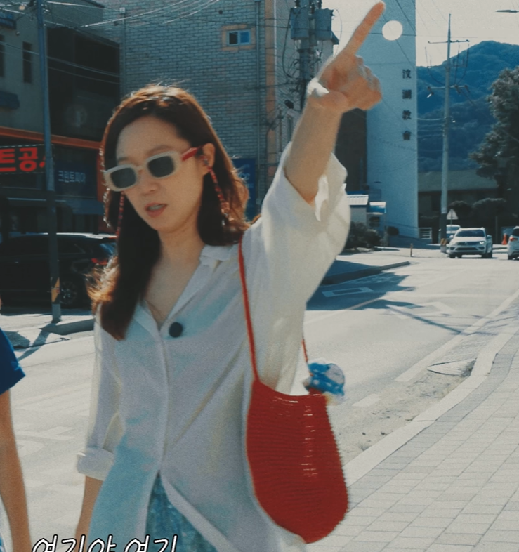 공효진 빨간 네트백 어디 거? 아모멘토 핸드메이드 레더 네트백 가격까지