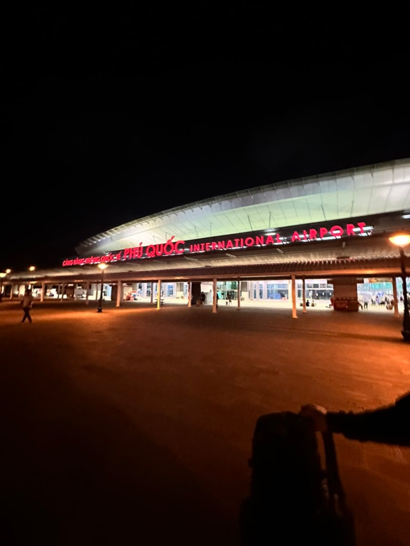푸꾸옥 공항 라운지 식당 면세점 픽업 가격 이용방법 총정리