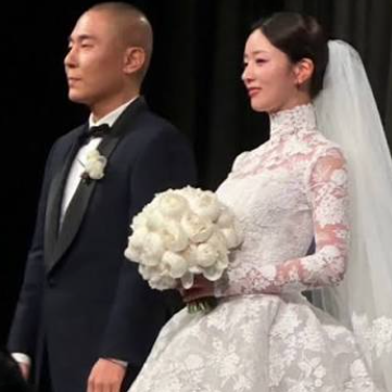 작곡가 라도 나이, 윤보미 결혼식 화제
