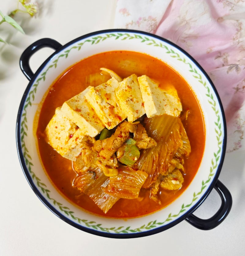 돼지고기 김치찌개 레시피 맛의 비결! 이렇게 끓여보세요