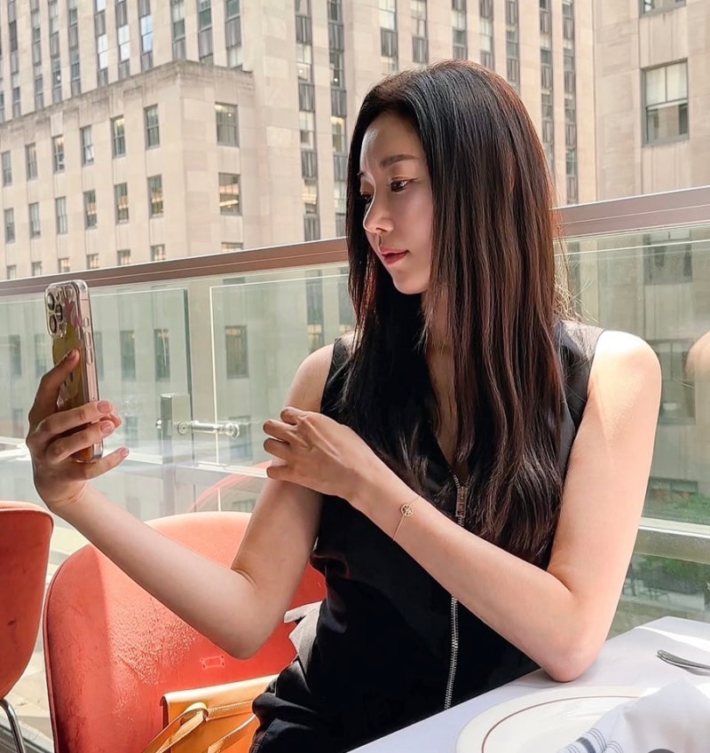 “48세 맞아? 시간이 혼자 멈춘 것 같은데” 김사랑 프로필 미스코리아 나이 키 학력 MBTI 결혼....