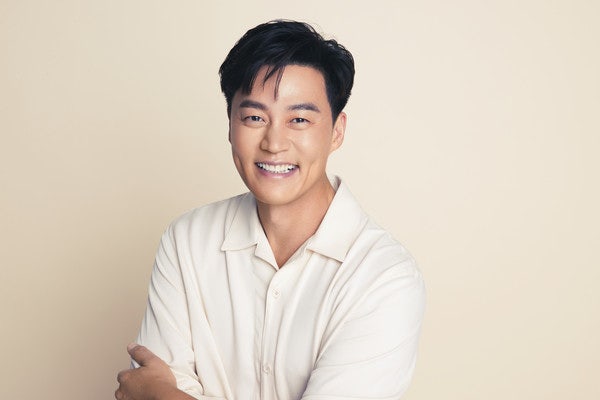 이서진 프로필 나이 키 학력 집안 형제 가족 결혼 고향 MBTI 필모그래피 배우 데뷔 비서진 근....