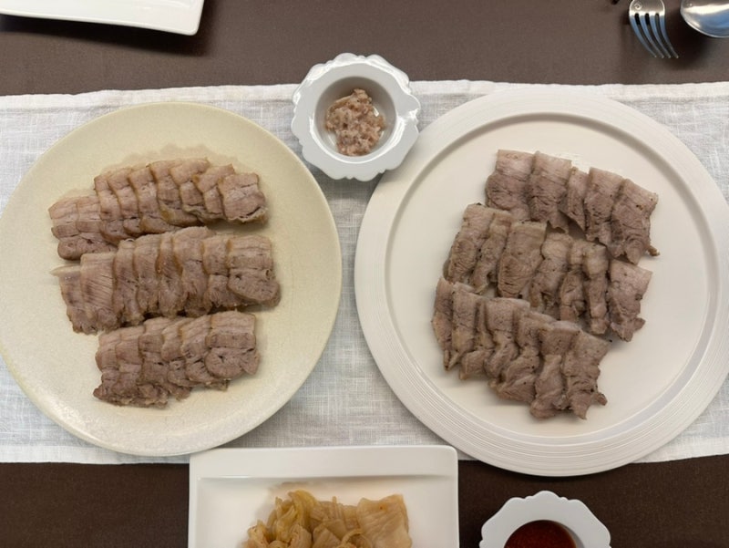 강레오 수육 레시피 직접 해보니｜소금후추 찜수육 vs 무수분 사과수육
