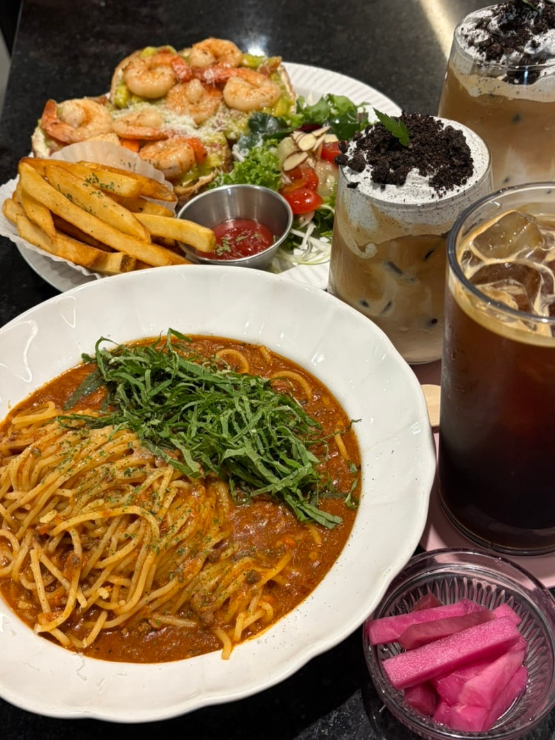 대전 근교 세종 카페 추천 이룰 브런치 디저트 맛집