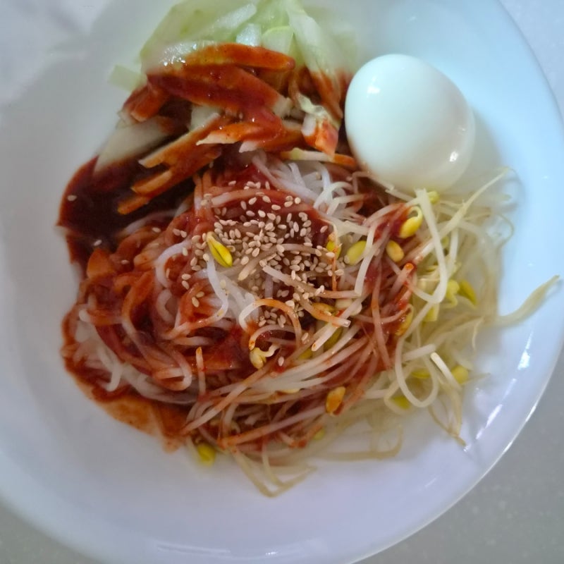 다이어트 중 비빔면 당길 때? 29kcal 두부곤약면 이렇게 먹어보세요!