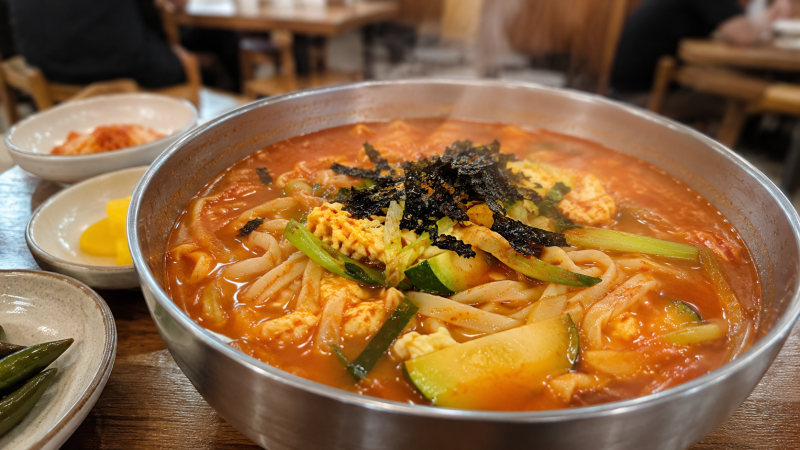 강릉 형제칼국수 장칼국수 맵기 단계부터 웨이팅 주차까지 방문 전 정리