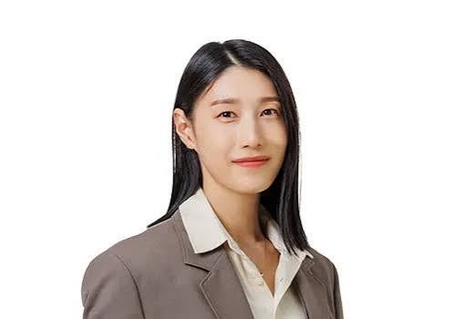 세계 최고의 배구선수는 왜 감독이 됐을까, 김연경의 두 번째 인생