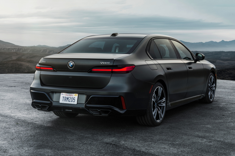 '7시리즈 살까 말까 고민되죠?' 2026 신형 BMW 7시리즈 740i xDrive, 이것만은 꼭 확인하세요.