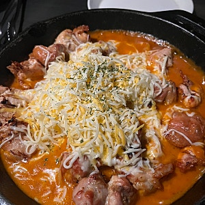 고속터미널 치킨 맛집 마틸다 바베큐 | 치즈폭탄 로제크림치킨, 내돈내산 솔직후기