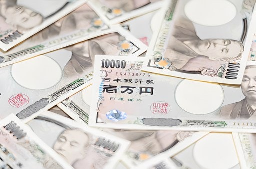 850원대 엔화, 3개월 만에 12만원 차이…환전 먼저? 표부터? 지금이 진짜 기회인 이유
