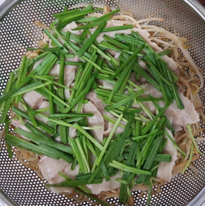 꽃삼겹 대패 삼겹살 숙주 찜 유자 소스 만들기 레시피