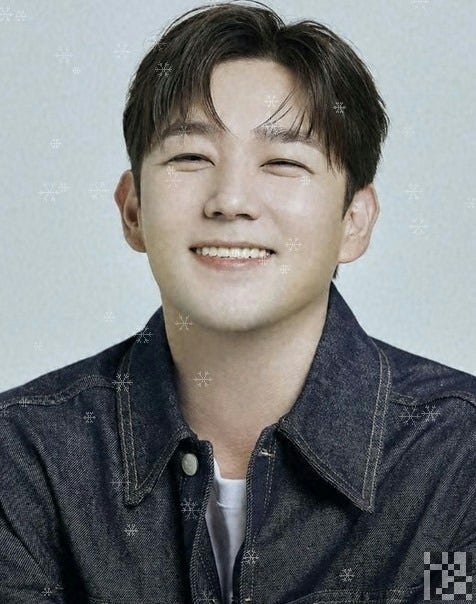 7년 만에 카메라 앞 선 강인, "용서해달라는 게 아니다"…팬들 눈물과 대중의 냉랭함 사이