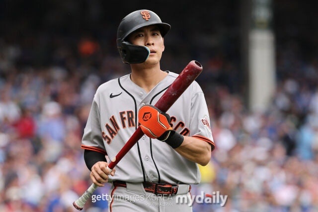강정호가 2달 전에 다 봤다... 이정후 타율이 무너진 건 실력 문제가 아니었다