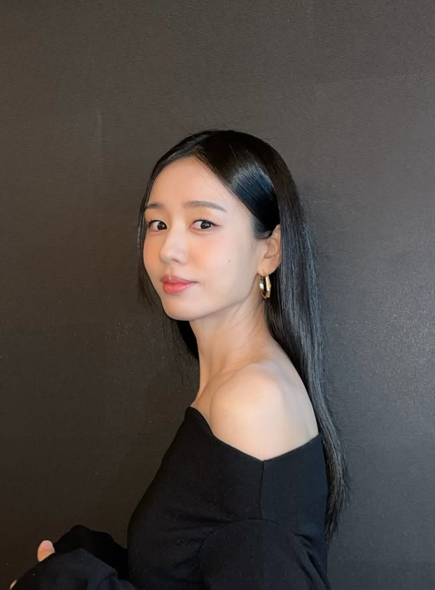 '너 말고 다른 연애' 안은진 프로필 나이 더시즌즈 서강준 실물 "교과서 속 미술품" 화제