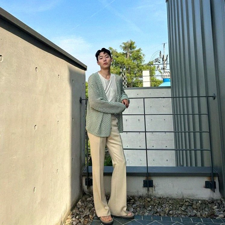 류준열 80만원 조끼 패션 논란? 넷플릭스 들쥐 1위로 증명한 화제성 ✨