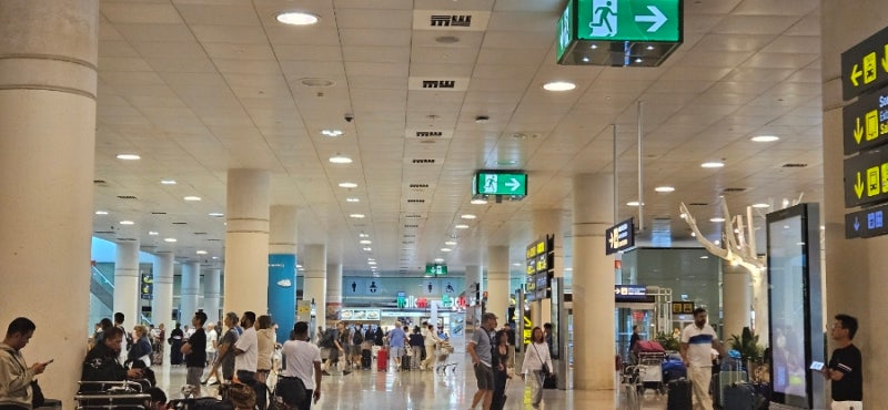 스페인 바르셀로나 엘프라트공항 입국심사 및 시내 가는 방법 공항버스 Aerobus