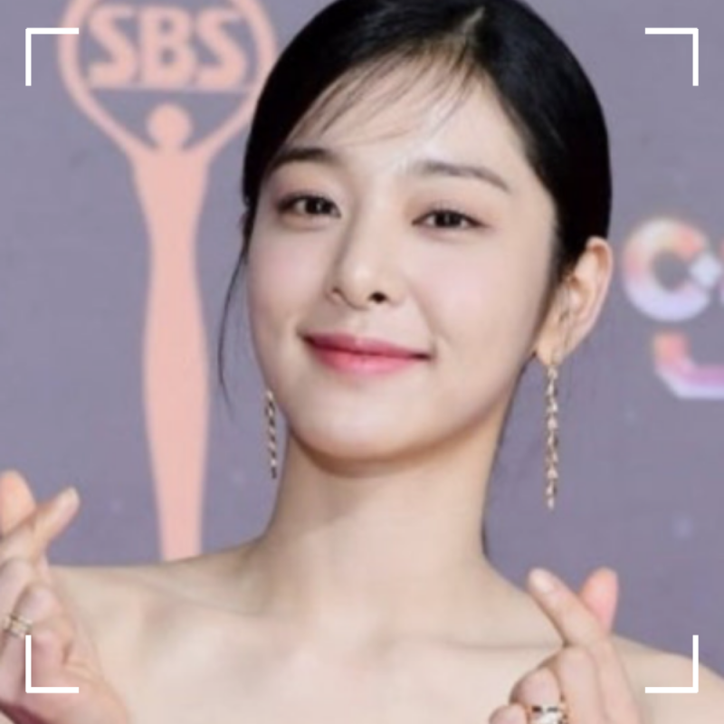 “임시완 옆에서도 안 밀렸다” 설인아, 숏컷에 슈트 입자 분위기 확 달라졌다