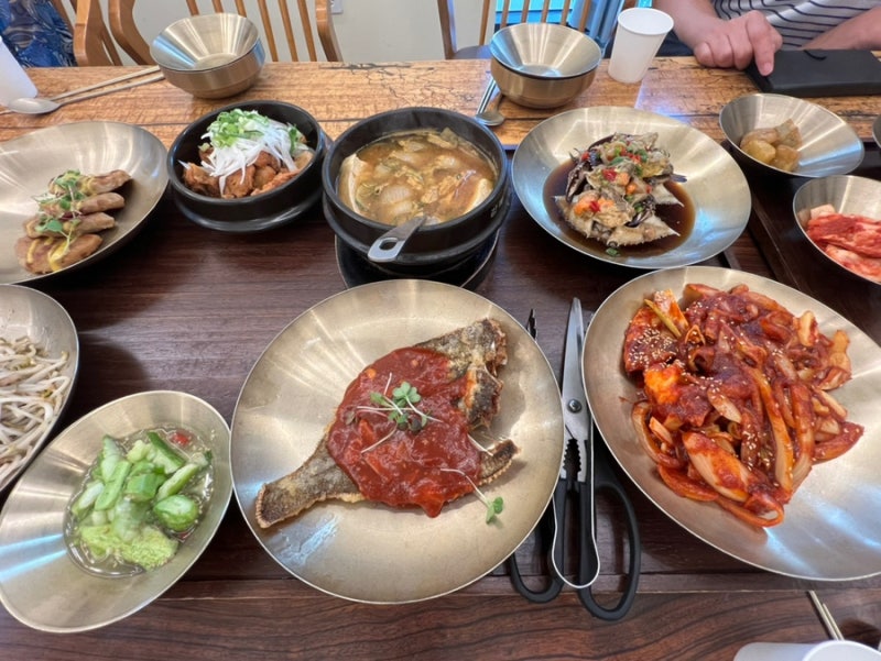 서산 호수공원 맛집/ 서산 상견례 한정식 추천/ 서산 부러진 밥상