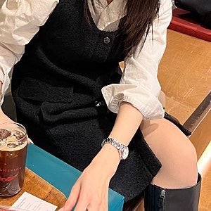 한섬 SJSJ 웨 아직도 품절이 아니지 싶은(스퀘어넥 슬리브리스 베스트/프린지 칼라리스 자켓/....