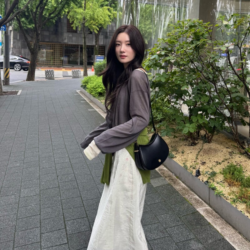 딥 브이넥 니트 코디, 브이넥 어디까지 내려가는거예요?