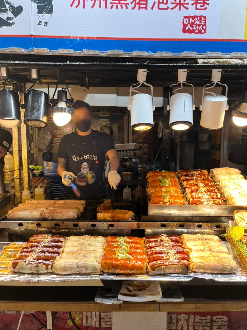 済州東門市場の食べ物と夜市を散策