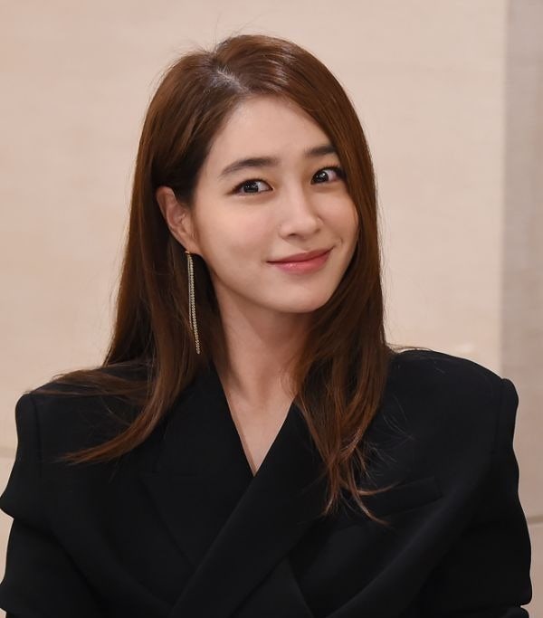 '이병헌♥' 이민정, 드라마선 이혼 소송 하다더니…실제 근황도?