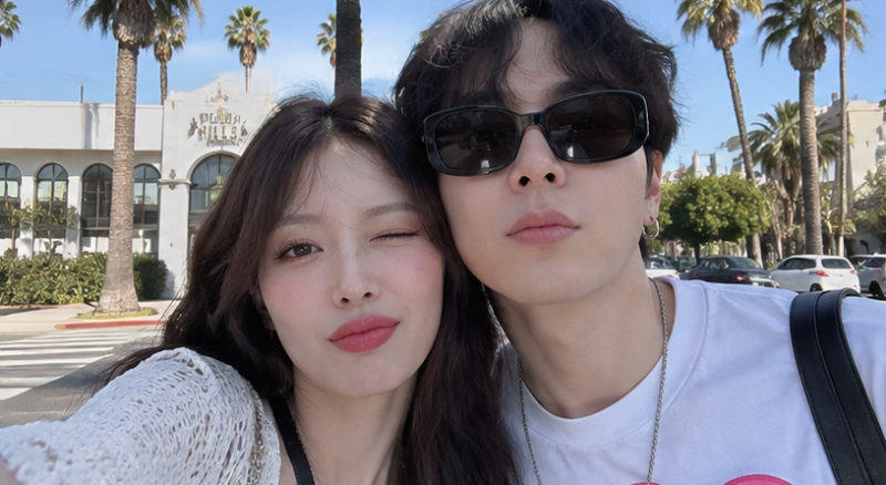 현아, 남편 용준형과 LA 여행 근황 공개…결혼 후에도 여전한 다정한 부부