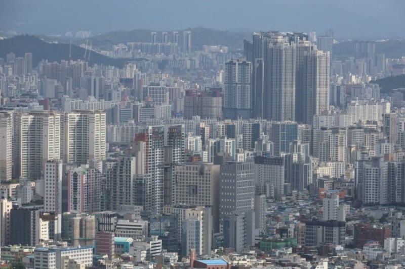 대출 한도 규제와 서울 아파트 양극화! 경매시장 14억 9,999만 원 낙찰의 의미