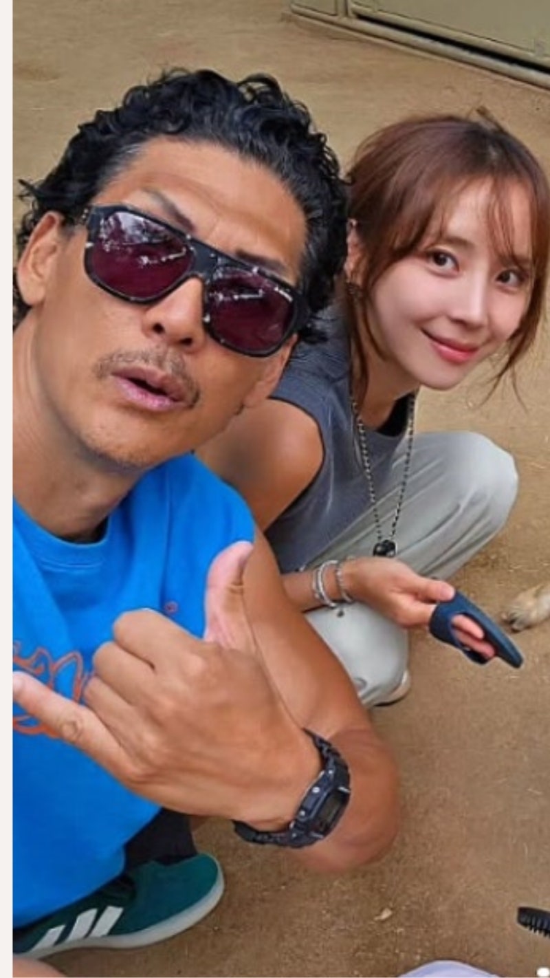 "아이돌급 미모에 깜짝! god 박준형 14세 연하 승무원 아내 공개와 첫눈에 반한 러브스토리"